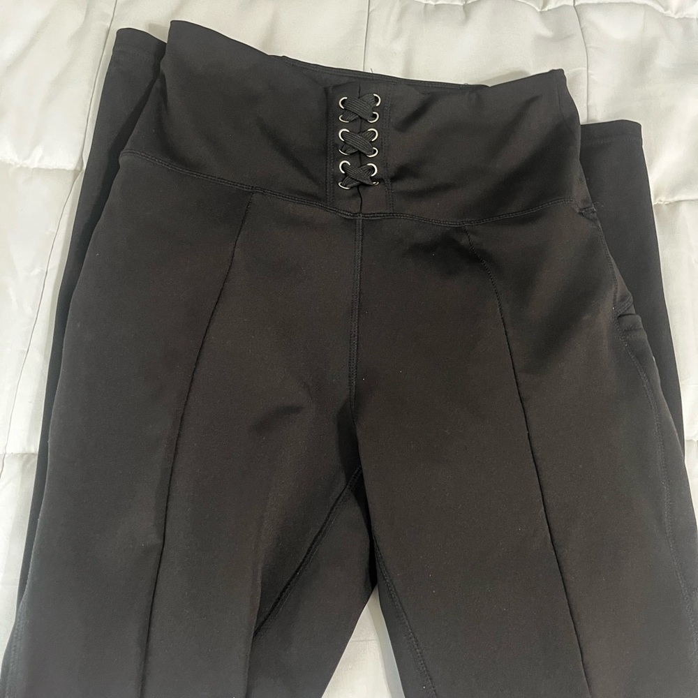 POP Fit Black Leggings Comfortable Stylish Bottoms
